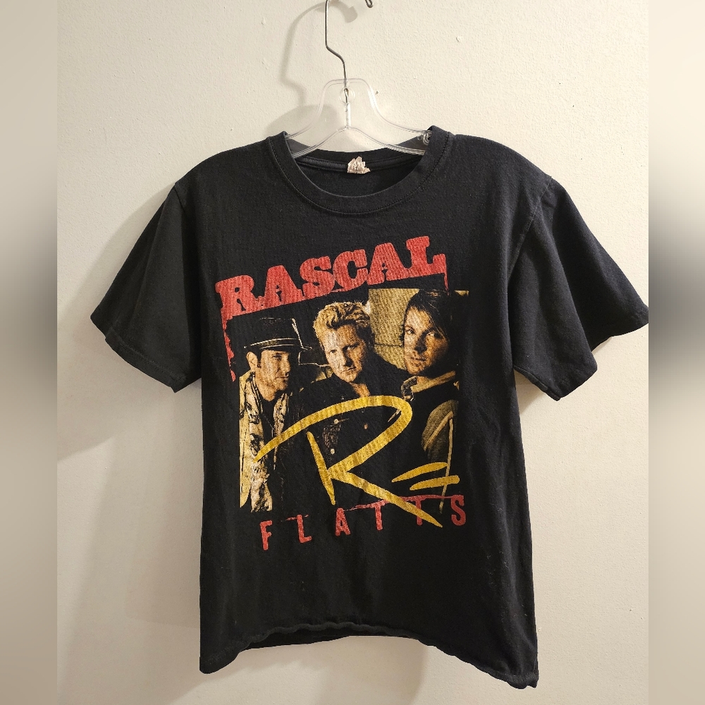 Rascal Flatts Changed Tour 2013 Graphic T-shirt | Size Medium